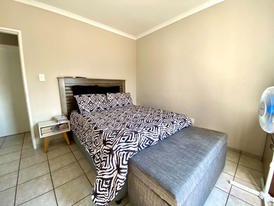 2 Bedroom Property for Sale in Klein Drakenstein Western Cape